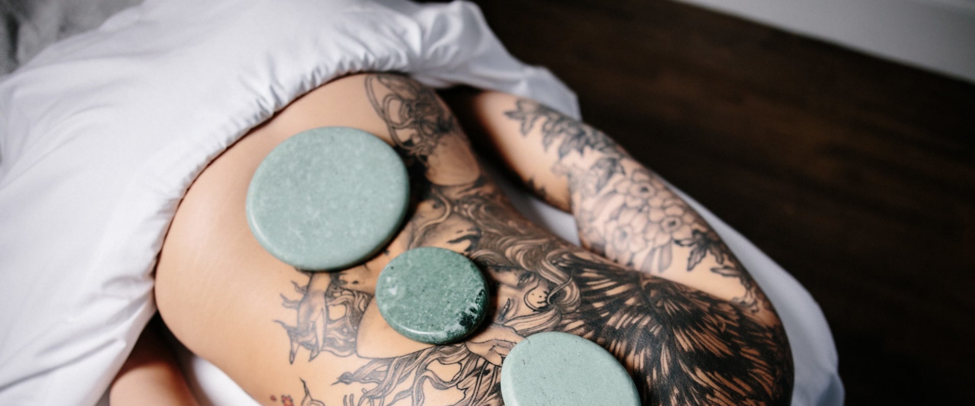 The Mental Health Benefits of Facial Spa Services for Reduced Stress and Anxiety Levels
