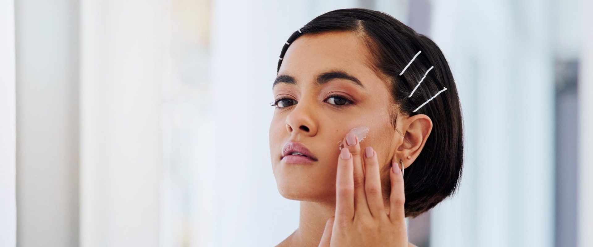 Serums and Moisturizers: A Guide to Professional Skincare Products